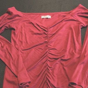 Hollister maroon top
